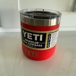 Yeti Rambler 10 oz Lowball - Red with Stainless Trim